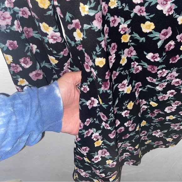 Speechless Floral Pattern Dress - Tie Back Keyhole Size XS - Picture 3 of 6